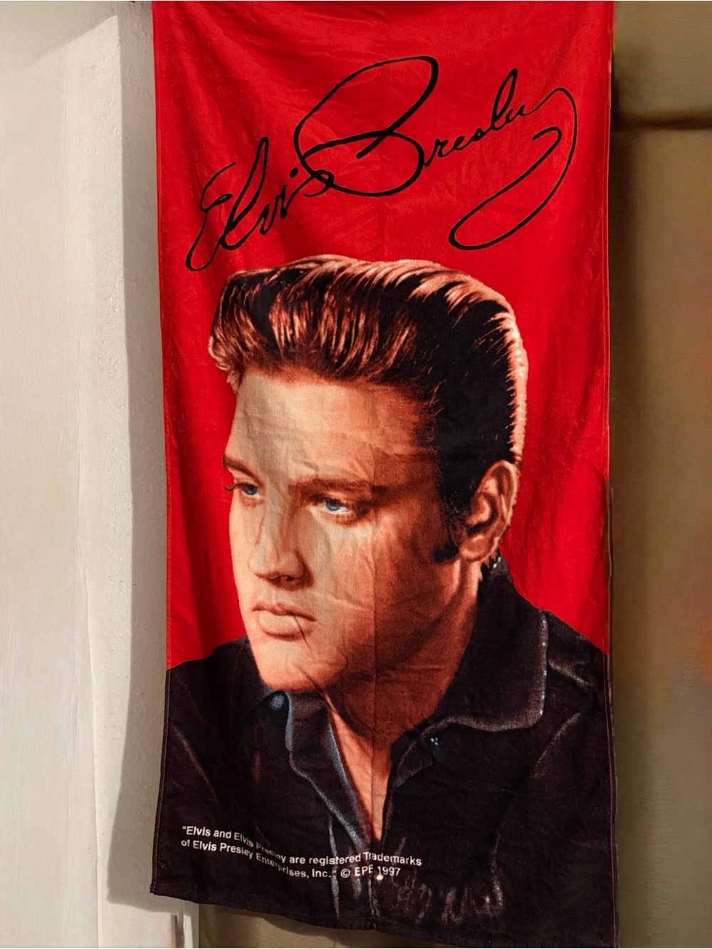 Vintage ‘97 Elvis Presley beach towel